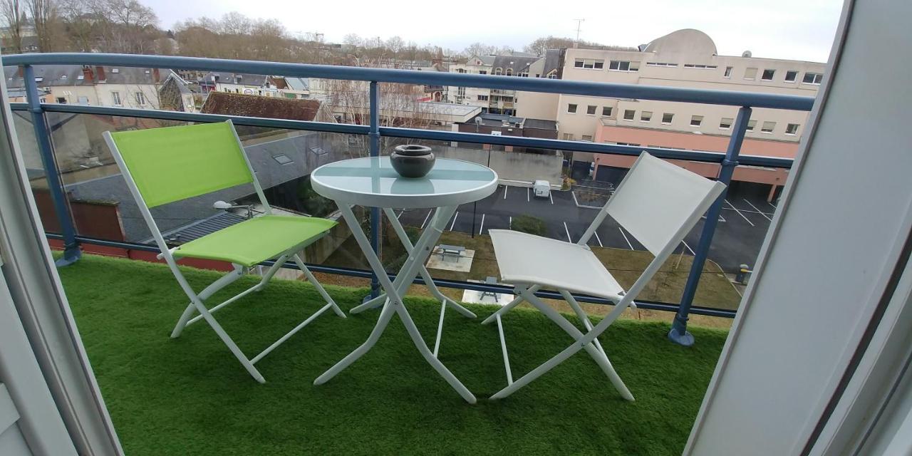 T3 Bord Centre Ville - 4Eme Etage - Fetes Interdites Bourges Eksteriør billede